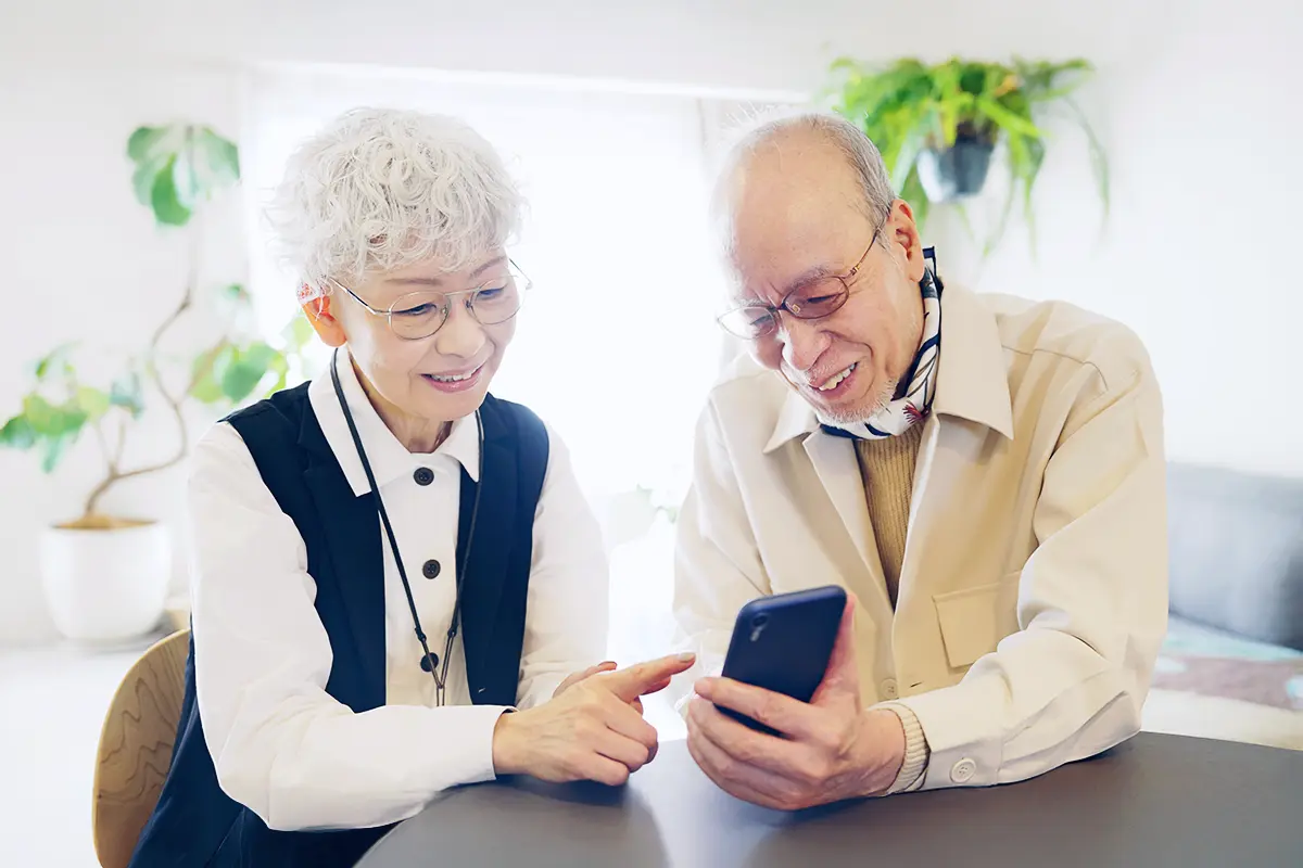 Digital Family Bonds, Modern Work Connections, Healthcare, Human face, Smile